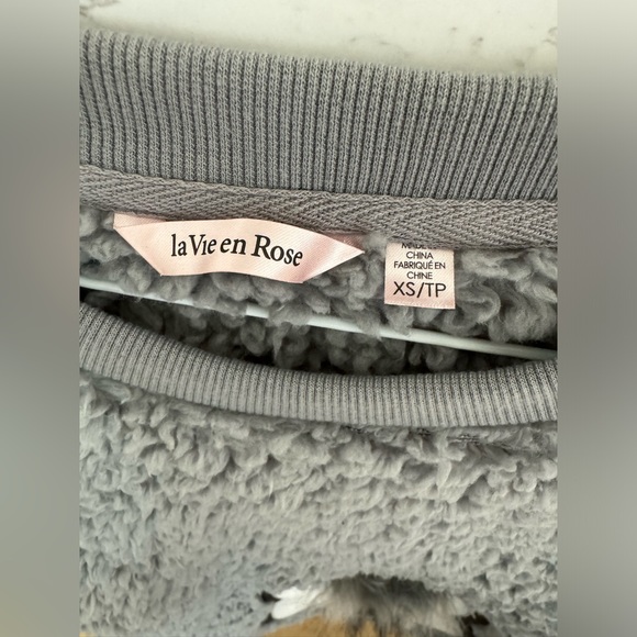 La Vie En Rose warm cozy sweatshirt - Picture 3 of 3